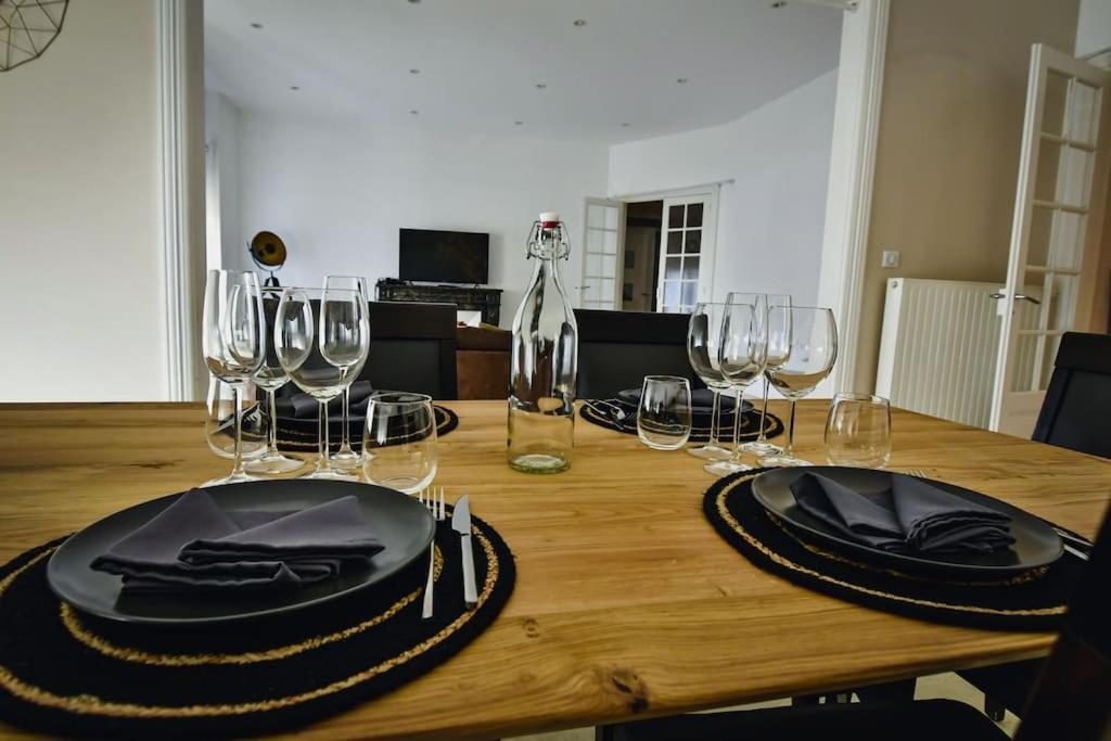 Grand Appartement De Haut Standing En Centre-Ville 몽뤼꽁 외부 사진